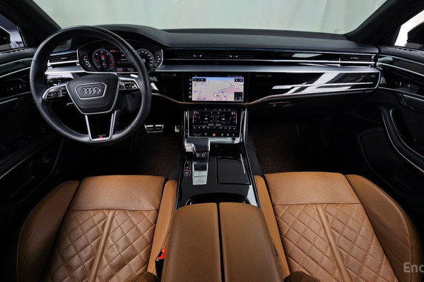 2023 Audi A8 с пробегом 34 376 км
