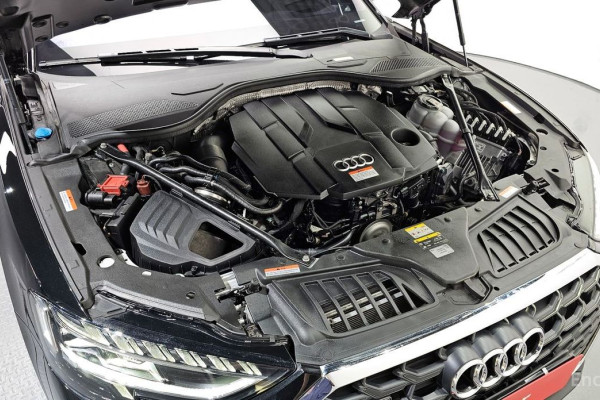 2023 Audi A8 с пробегом 56 993 км