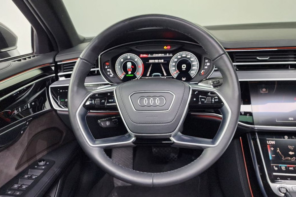2023 Audi A8 с пробегом 25 482 км
