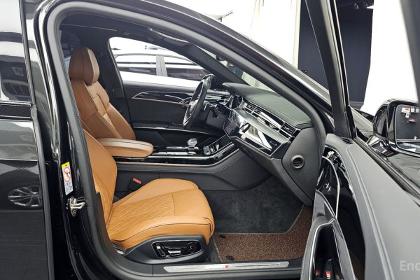 2023 Audi A8 с пробегом 34 376 км