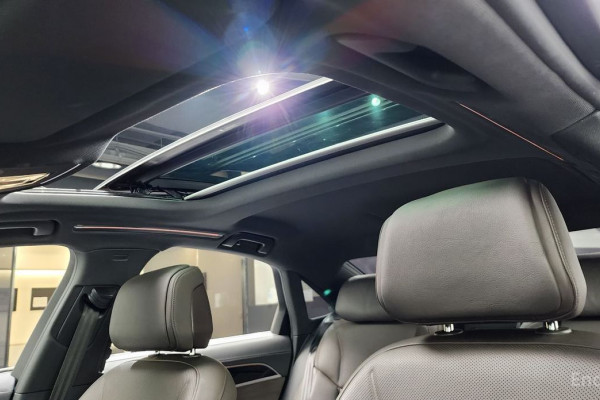 2023 Audi A8 с пробегом 25 482 км