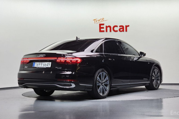 2023 Audi A8 с пробегом 24 416 км