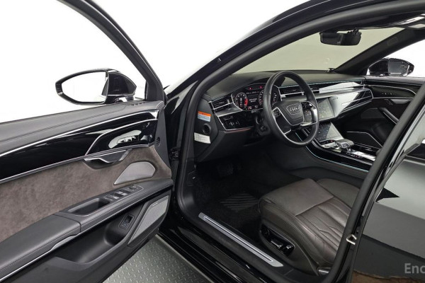 2021 Audi A8 с пробегом 61 895 км