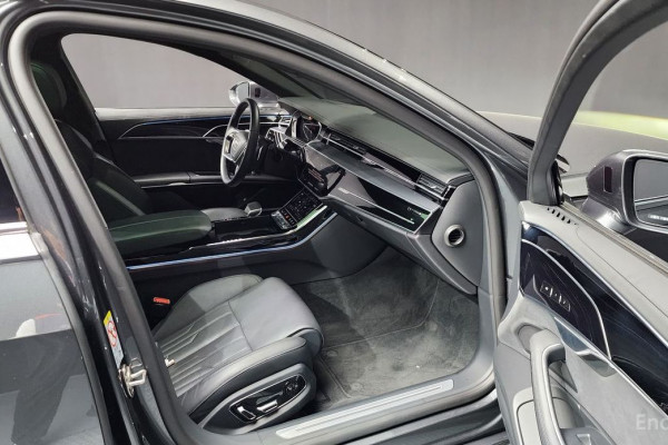 2023 Audi A8 с пробегом 29 502 км