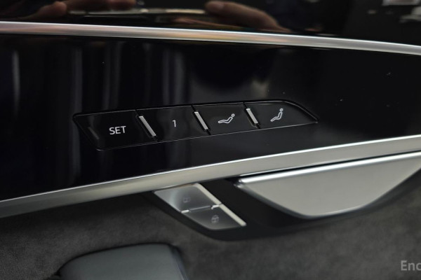 2021 Audi A8 с пробегом 87 506 км