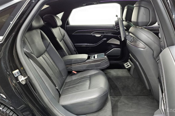 2023 Audi A8 с пробегом 56 993 км