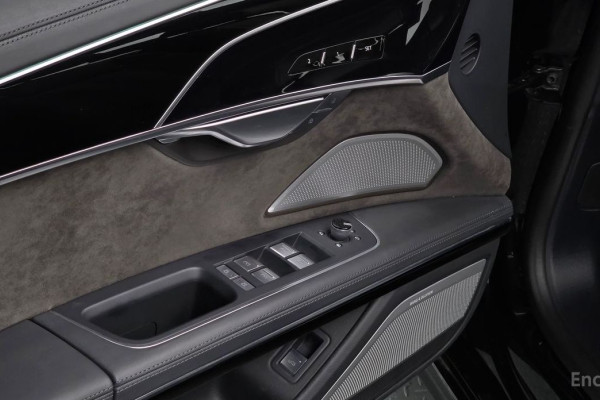 2021 Audi A8 с пробегом 61 895 км