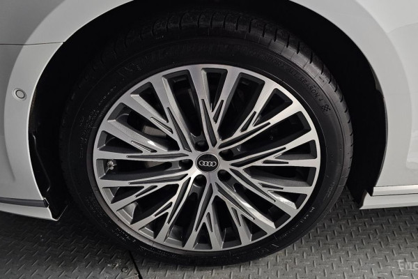 2022 Audi A8 с пробегом 107 873 км