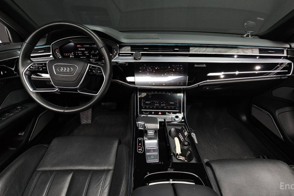 2022 Audi A8 с пробегом 107 873 км