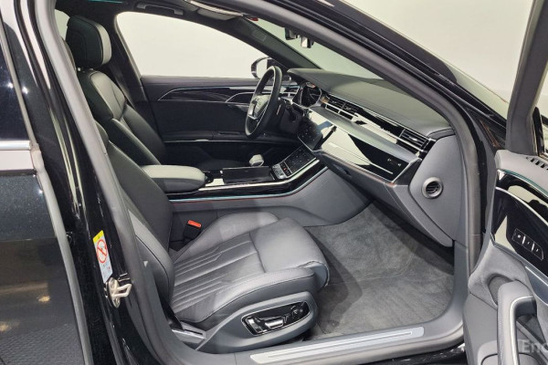2023 Audi A8 с пробегом 24 416 км