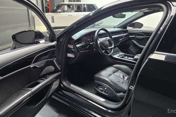 2021 Audi A8 с пробегом 149 071 км