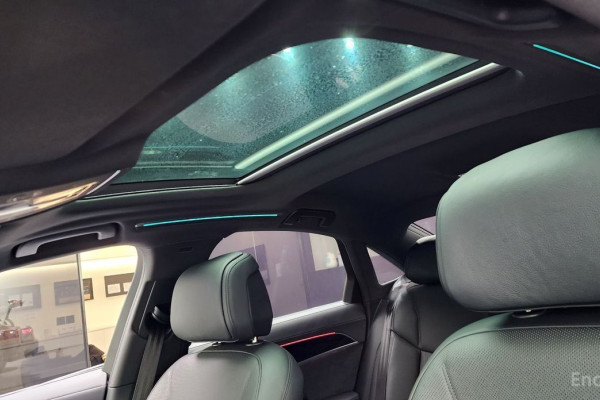 2023 Audi A8 с пробегом 24 416 км