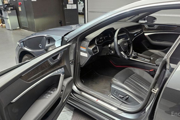 2021 Audi A7 с пробегом 98 080 км