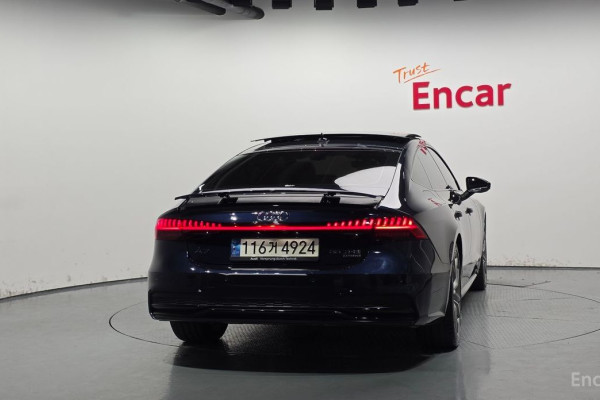 2022 Audi A7 с пробегом 75 431 км