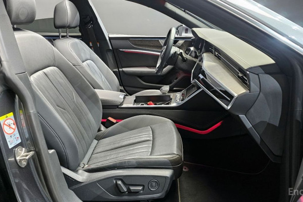 2021 Audi A7 с пробегом 98 080 км