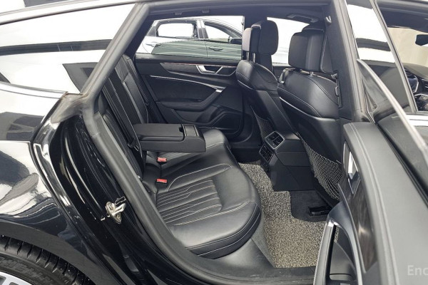 2021 Audi A7 с пробегом 86 732 км