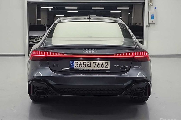 2021 Audi A7 с пробегом 78 617 км