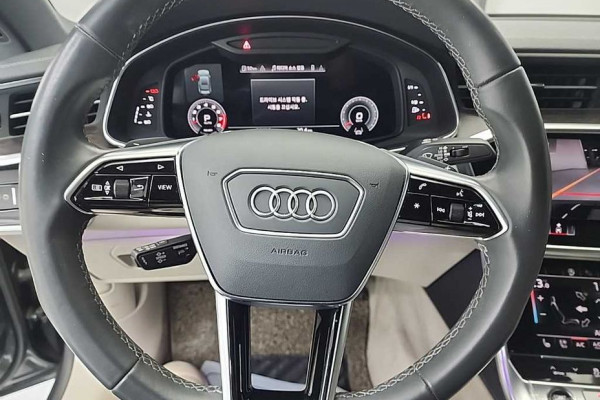 2021 Audi A7 с пробегом 78 617 км