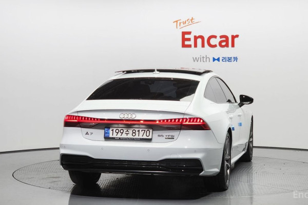 2022 Audi A7 с пробегом 9 678 км