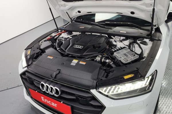 2022 Audi A7 с пробегом 9 678 км