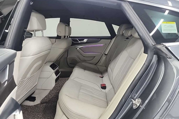 2021 Audi A7 с пробегом 78 617 км