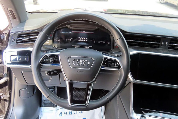 2021 Audi A7 с пробегом 67 367 км