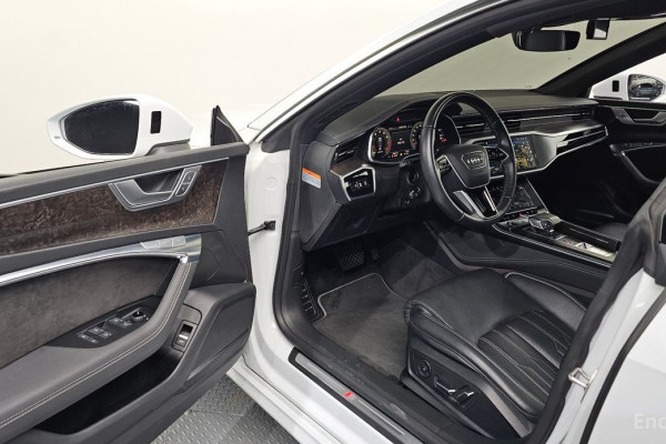 2021 Audi A7 с пробегом 30 477 км