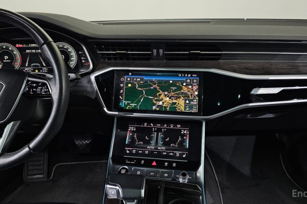 2021 Audi A7 с пробегом 30 477 км