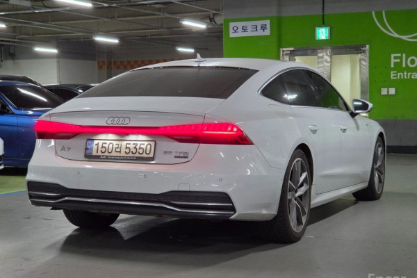 2021 Audi A7 с пробегом 47 727 км