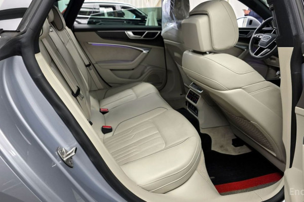 2021 Audi A7 с пробегом 103 976 км