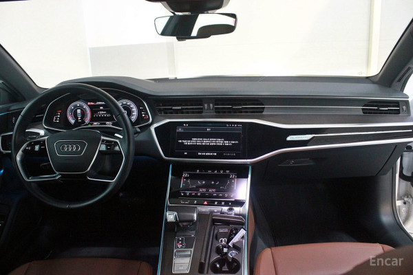 2023 Audi A7 с пробегом 16 900 км