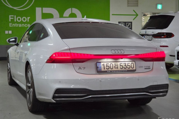 2021 Audi A7 с пробегом 47 727 км