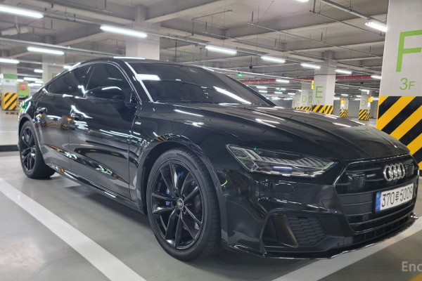 2022 Audi A7 с пробегом 75 000 км