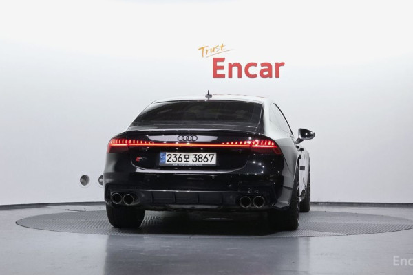 2022 Audi A7 с пробегом 87 098 км