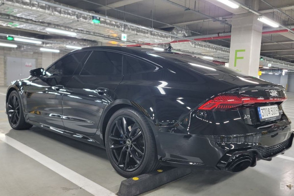 2022 Audi A7 с пробегом 75 000 км