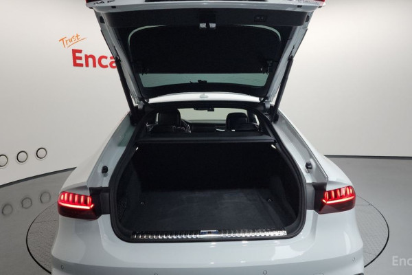 2021 Audi A7 с пробегом 18 051 км