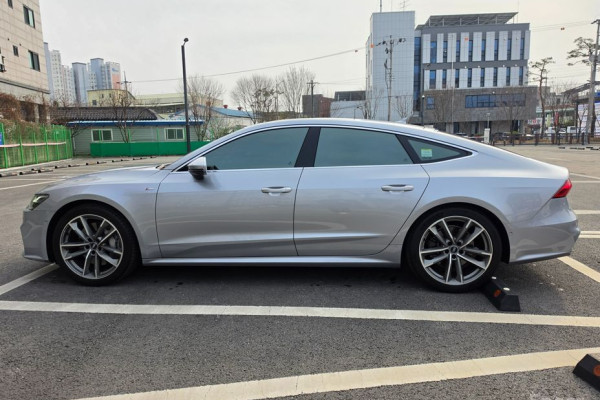 2021 Audi A7 с пробегом 28 185 км
