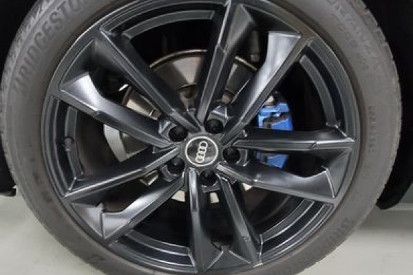 2022 Audi A7 с пробегом 75 000 км