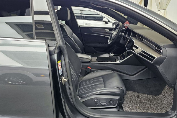 2021 Audi A7 с пробегом 68 882 км