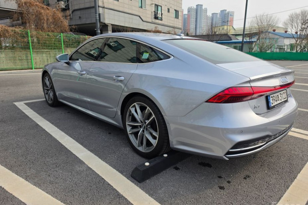 2021 Audi A7 с пробегом 28 185 км