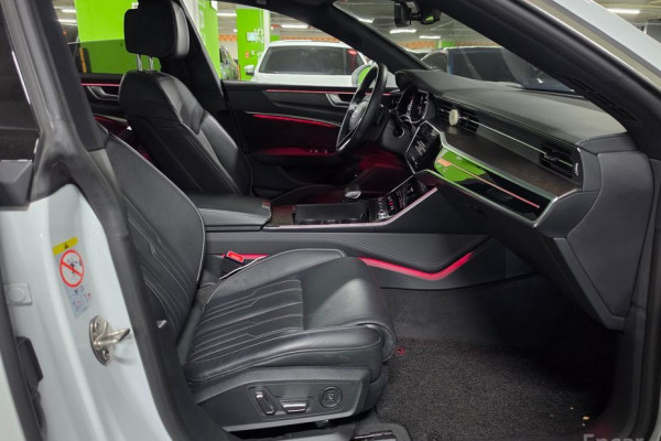 2021 Audi A7 с пробегом 47 727 км