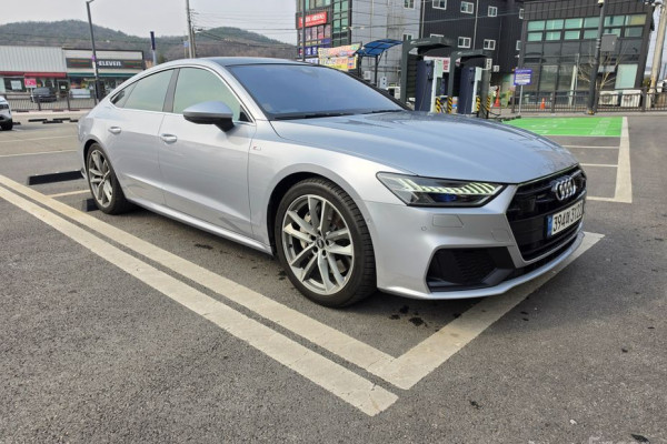 2021 Audi A7 с пробегом 28 185 км