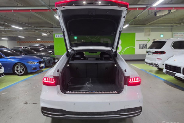 2021 Audi A7 с пробегом 47 727 км