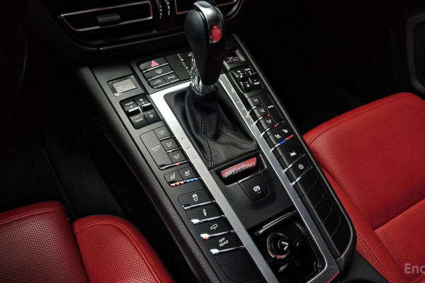 2021 Porsche Macan с пробегом 66 610 км