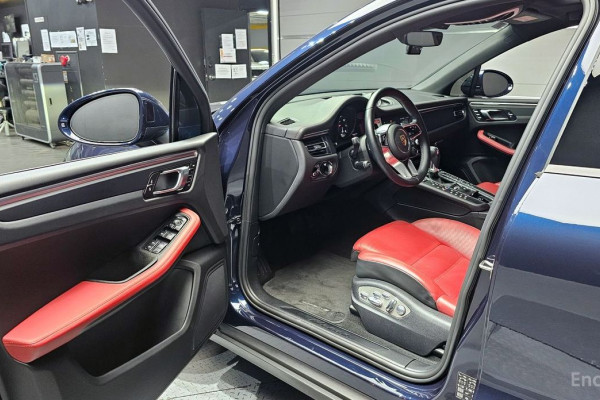2021 Porsche Macan с пробегом 66 610 км