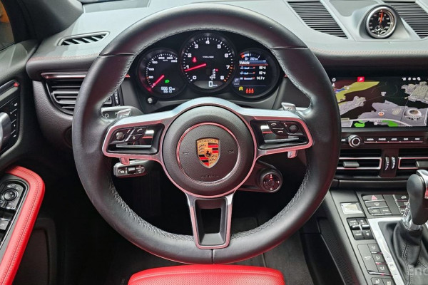 2021 Porsche Macan с пробегом 66 610 км