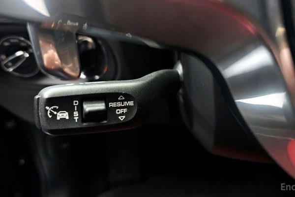 2021 Porsche Macan с пробегом 66 610 км