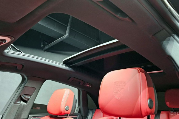 2021 Porsche Macan с пробегом 66 610 км