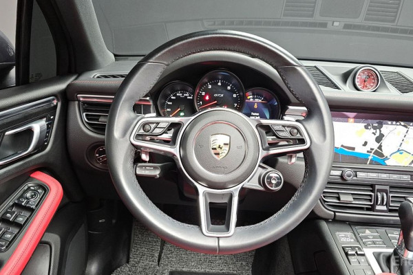 2021 Porsche Macan с пробегом 20 960 км