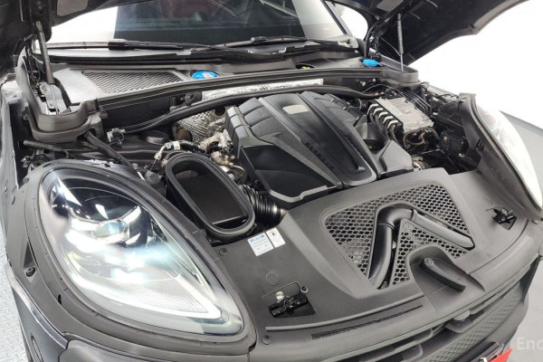 2022 Porsche Macan с пробегом 38 295 км